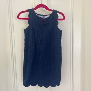 Vineyard vines size 5 navy scalloped edge dress